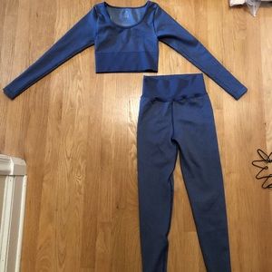 XS Aerie Offline Sidewalk Seamless Ribbed Long Sleeve Cropped And Leggings